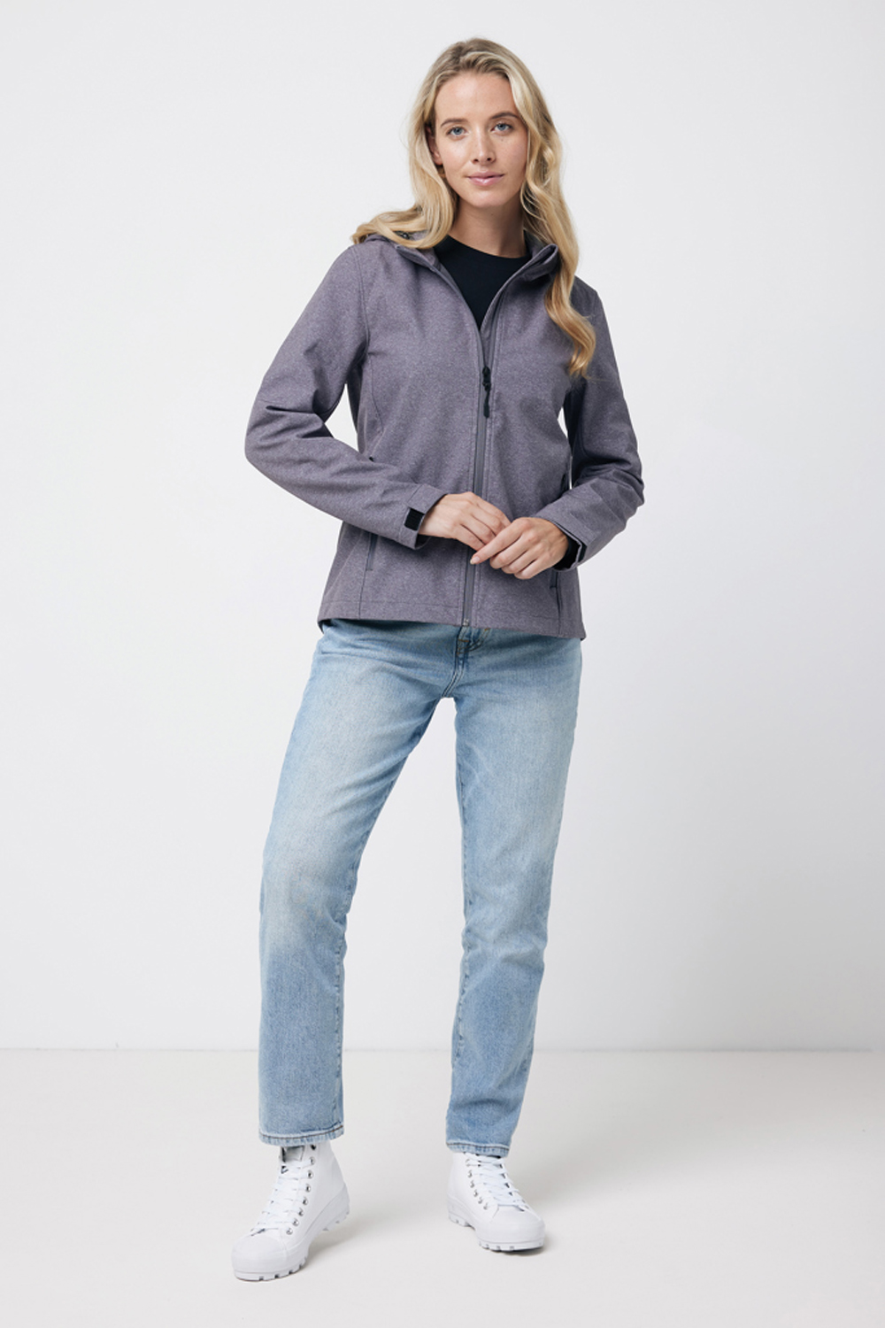 Женская куртка Iqoniq Makalu из переработанного полиэстера AWARE™, 300 г/м²-9