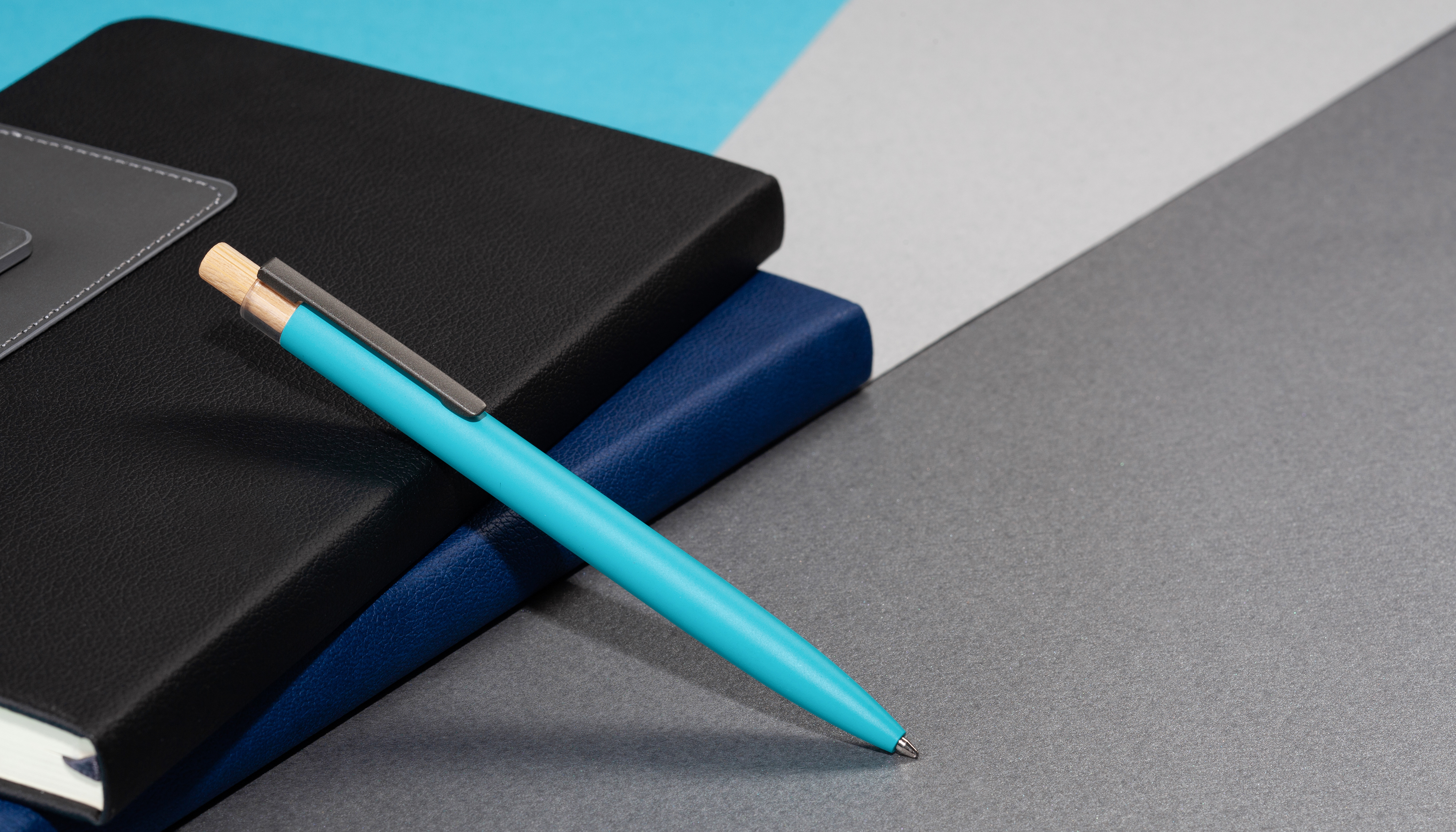 Ручка шариковая "Matt" с кнопкой из бамбука-5