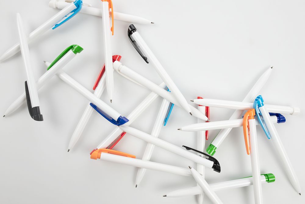 Ручка шариковая Favorite, белая с красным-2