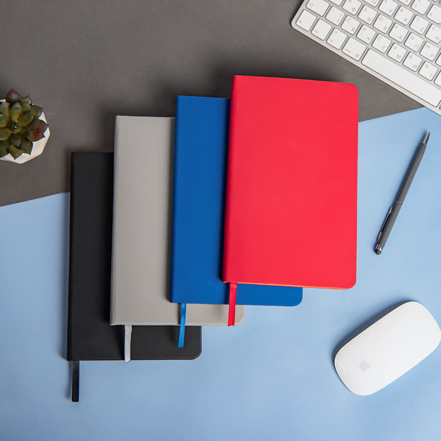 Ежедневник недатированный SIMPLY FIRM, А5,  красный, кремовый блок, в линейку, ярко-красный-6