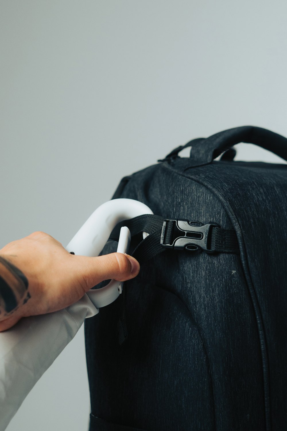 Автоматический зонт с карабином Yara из rPET AWARE™, d108 см-9