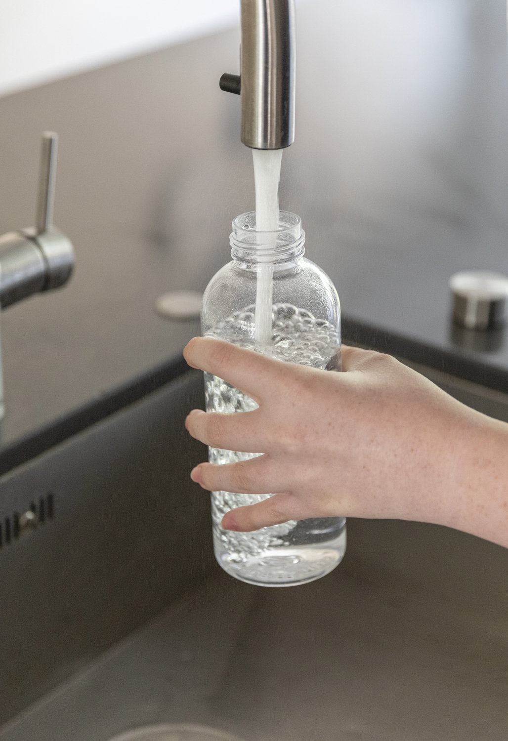 Герметичная бутылка с металлической крышкой-4