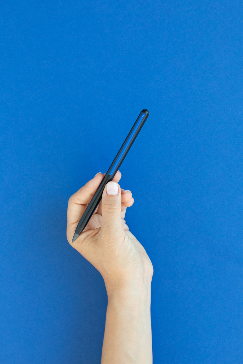 Карандаш GrafeeX с синим клипом в чехле-4