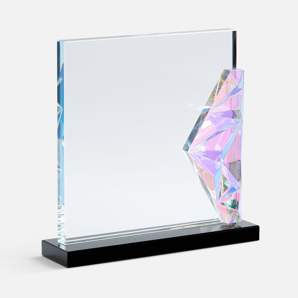 Стела Evergleam-1