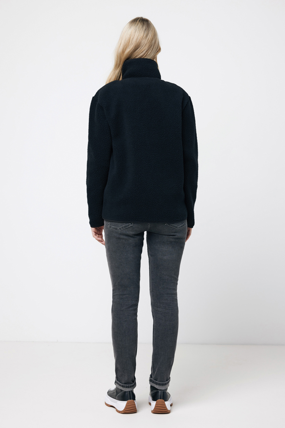 Куртка Iqoniq Diran из переработанного полиэстера AWARE™, унисекс, 320 г/м²-12