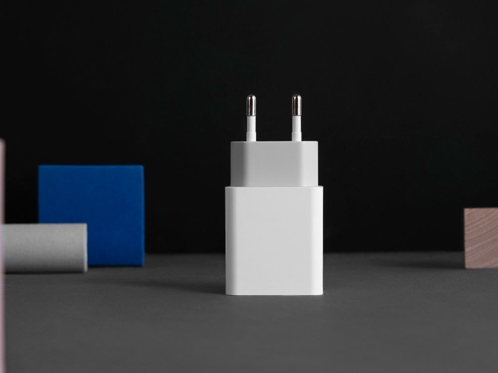 Сетевое зарядное устройство Rombica NEO ZQ3 PD-4