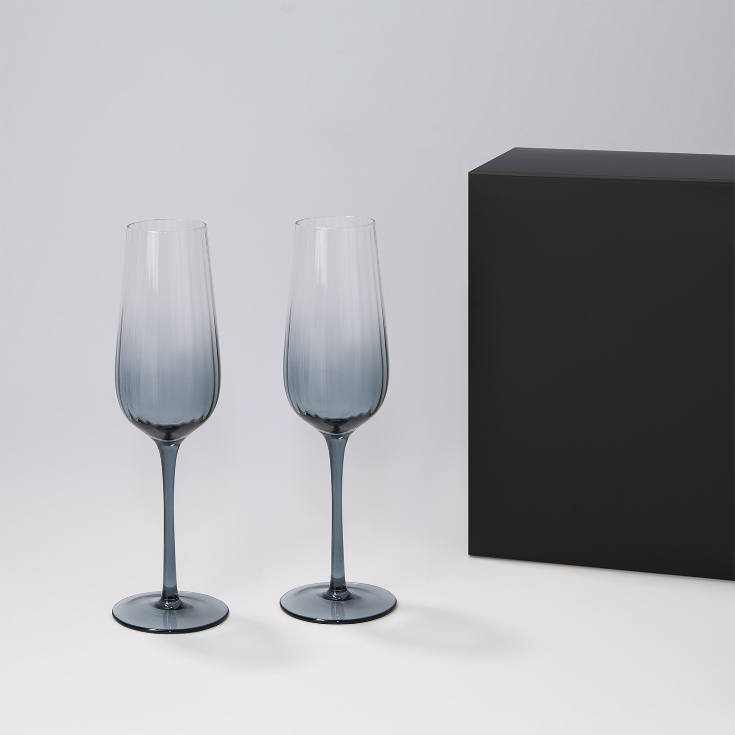 Подарочный набор 2 бокала для шампанского Mancera в черной коробке-0