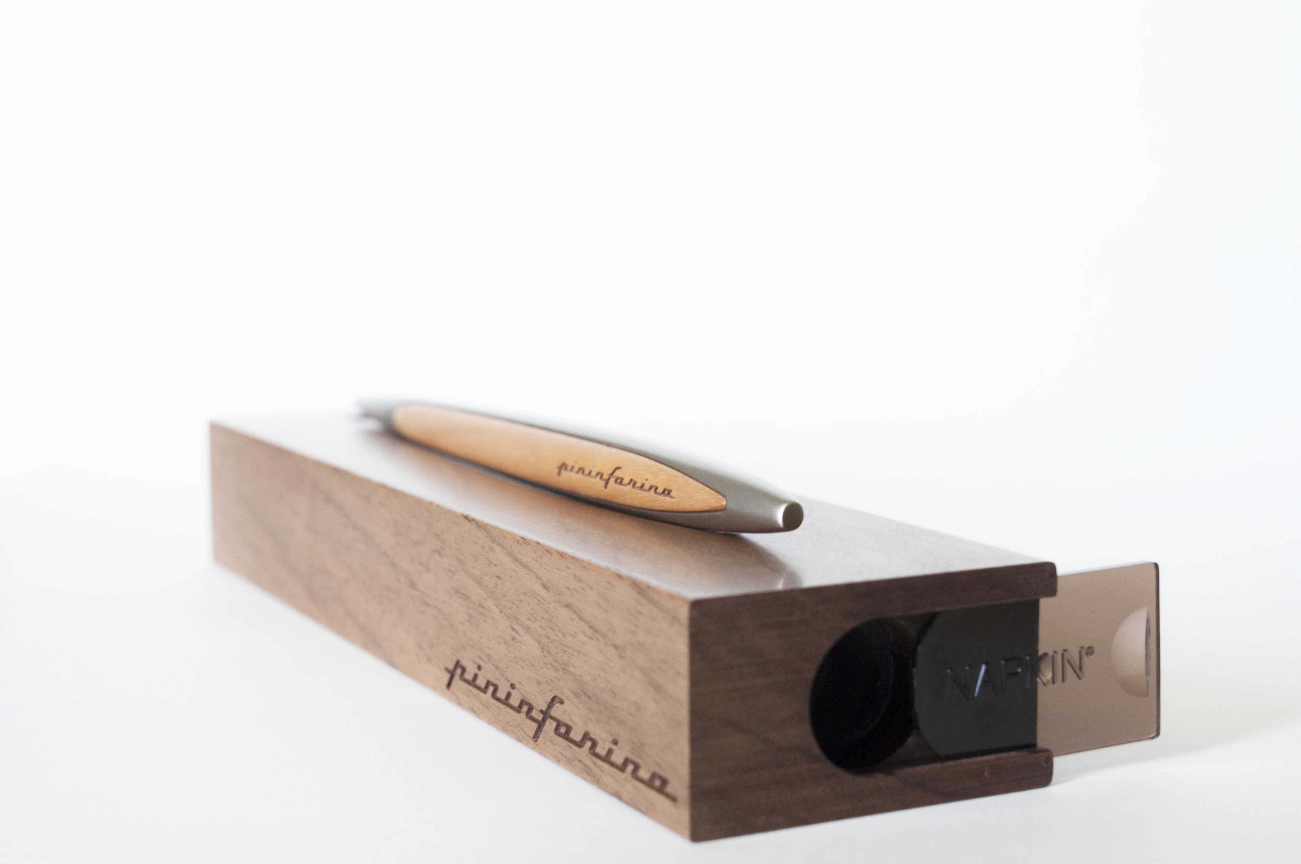 Вечная ручка Pininfarina Cambiano ALUMINIUM/WALNUT-22