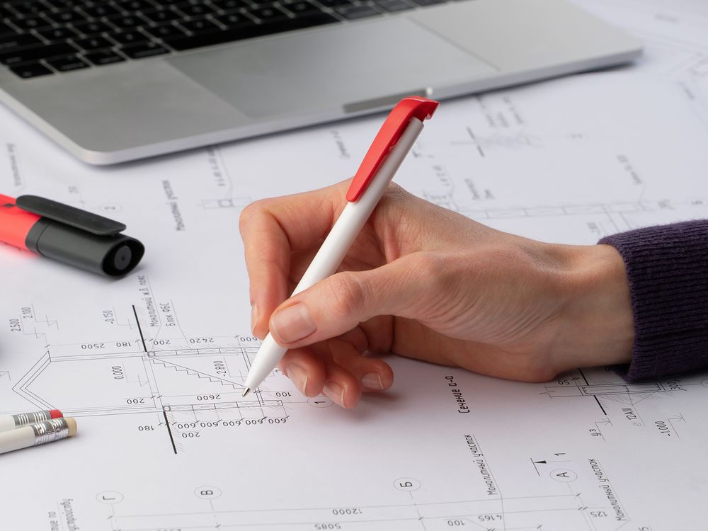 Ручка шариковая Favorite, белая с красным-2