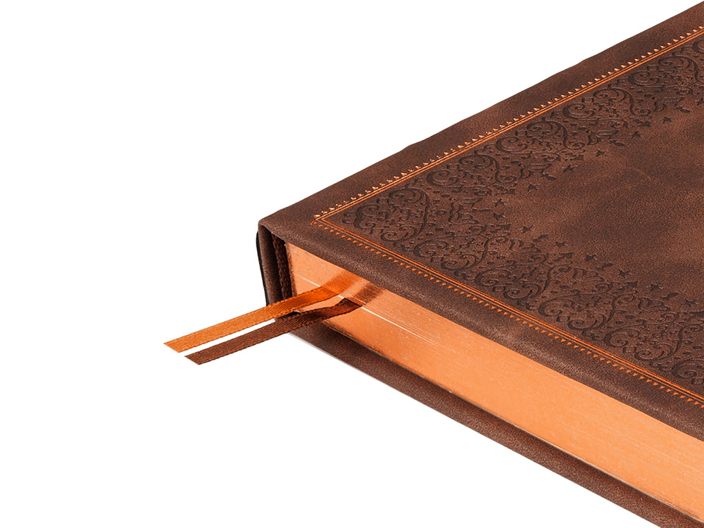 Ежедневник недатированный А5 Royal, коричневый с бронзовым срезом-3