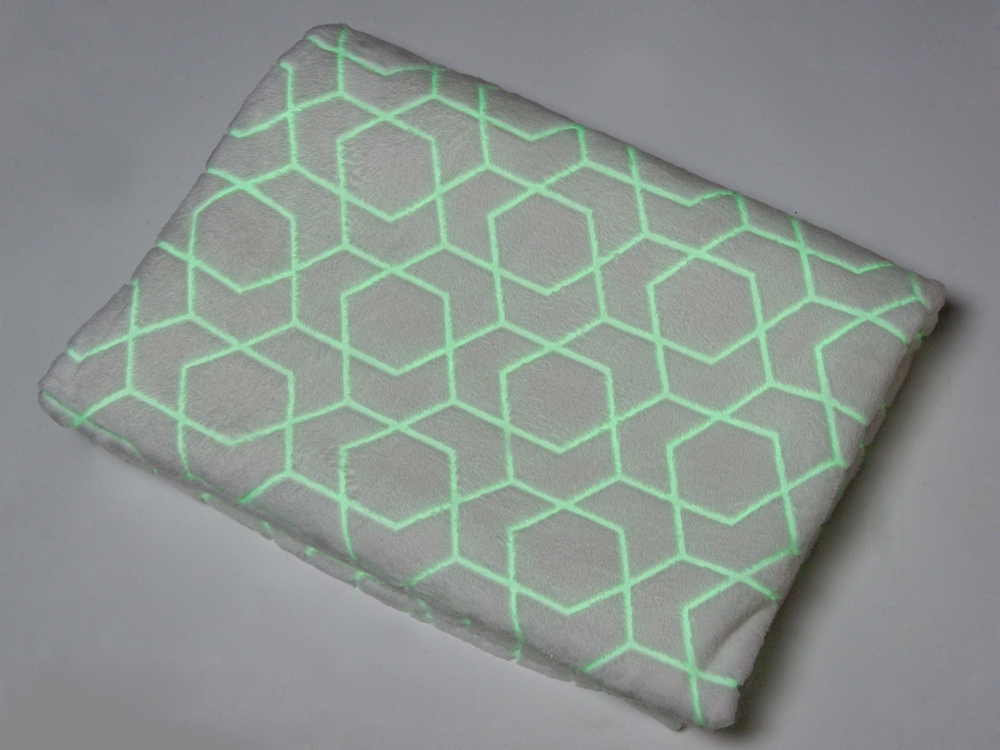 Светящийся в темноте плед Lattice белый-3