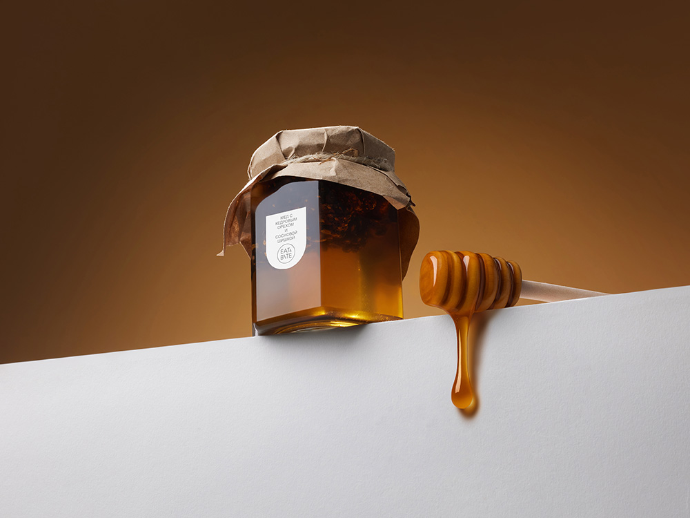 Мед с сосновой шишкой и кедровым орехом 250 гр.-5