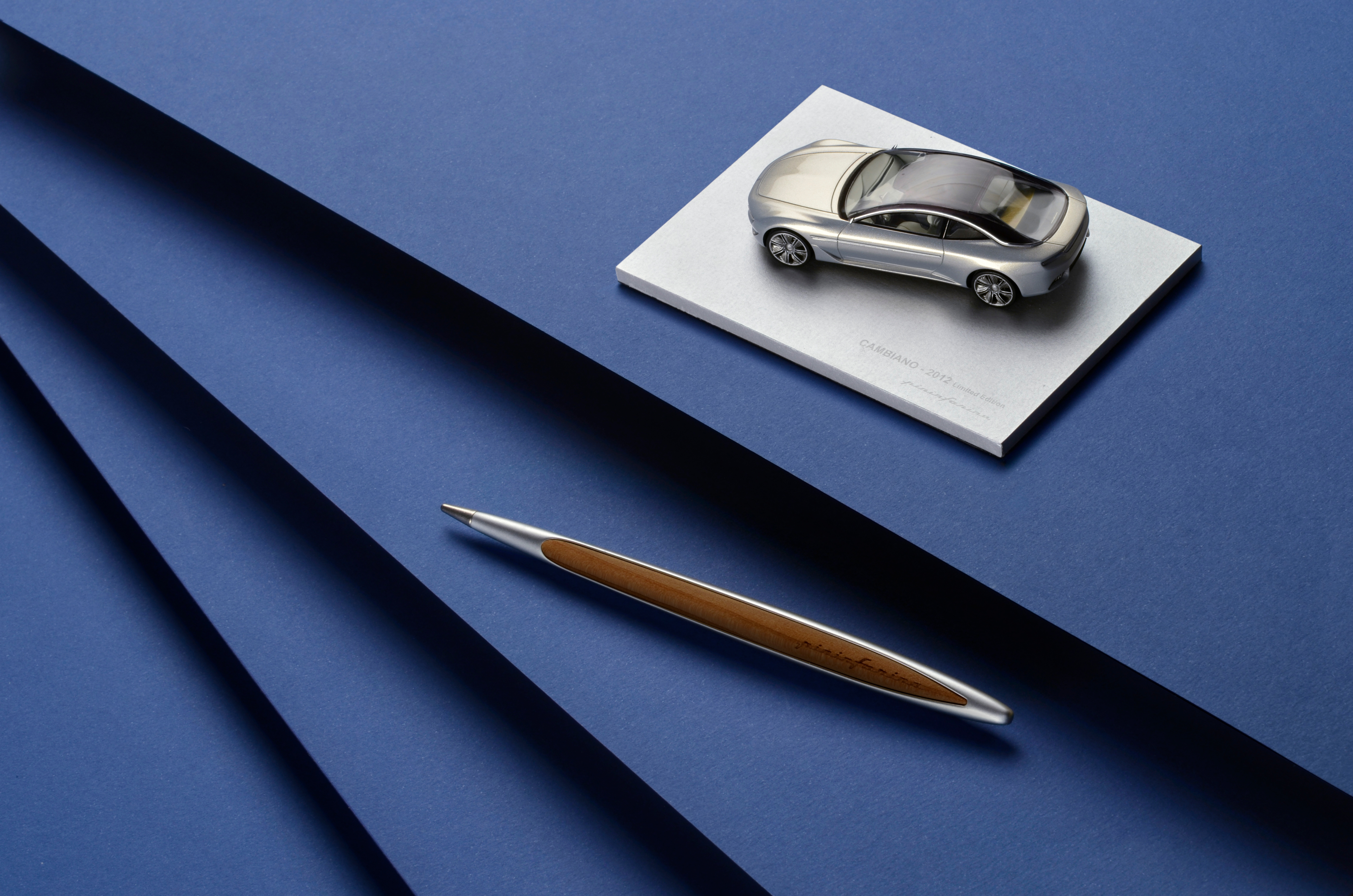 Вечная ручка Pininfarina Cambiano ALUMINIUM/WALNUT-9