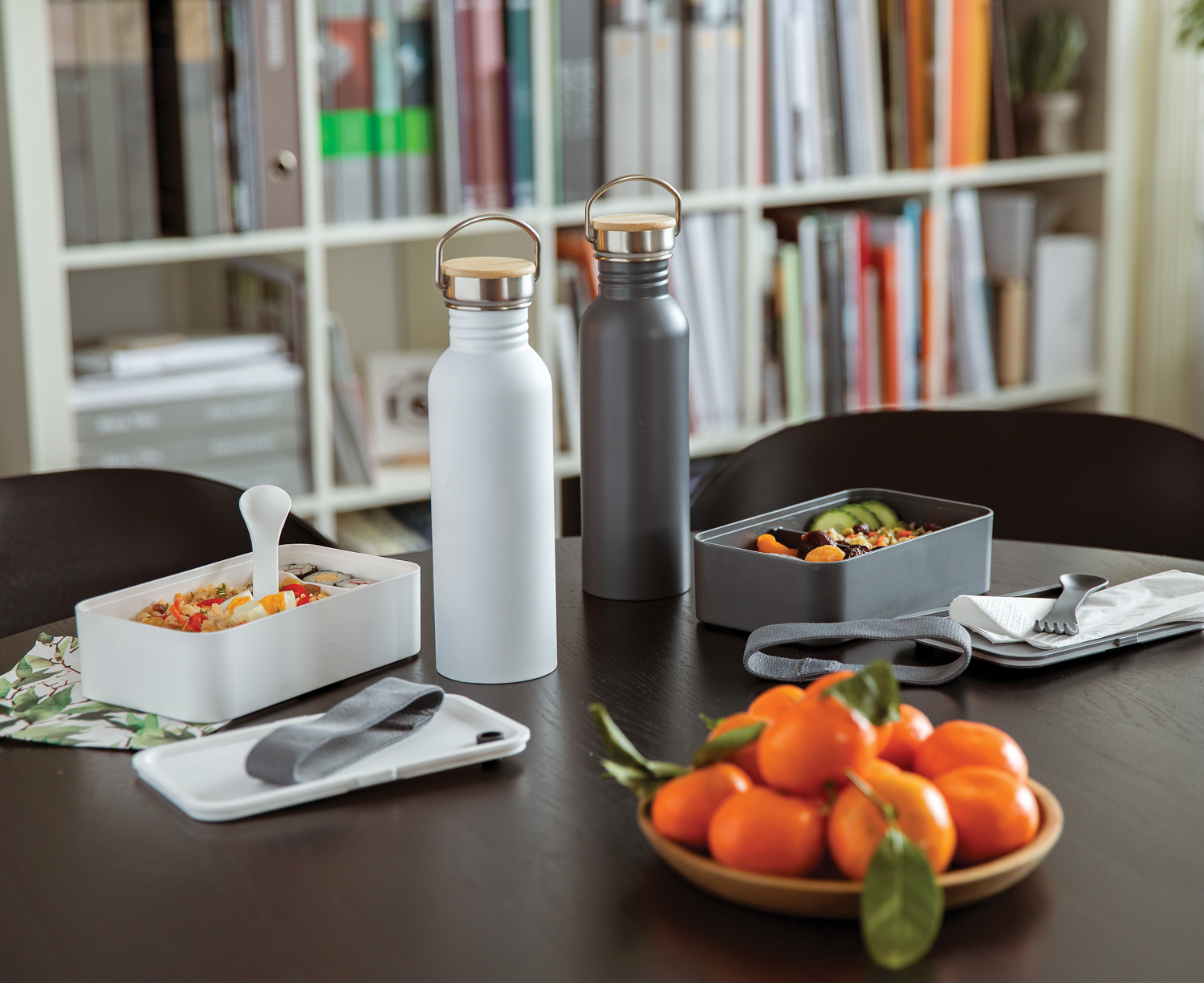 Контейнер для еды со столовым прибором из PP-5