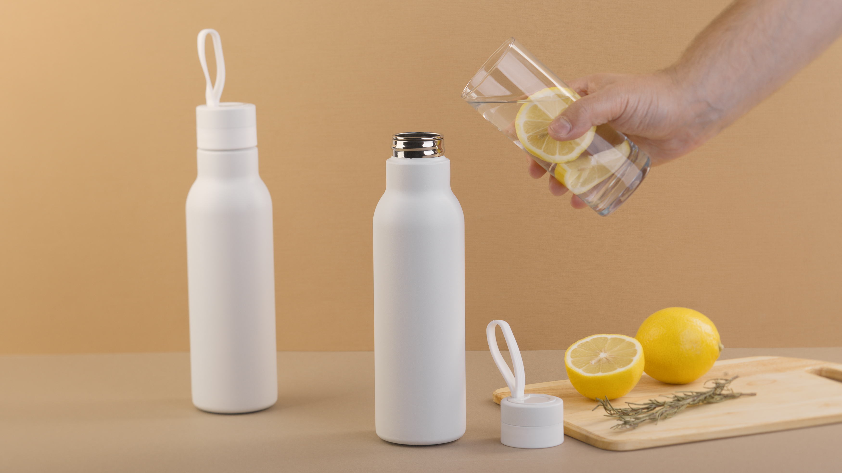 Бутылка для воды "Фитнес" 700 мл, покрытие пудра-2