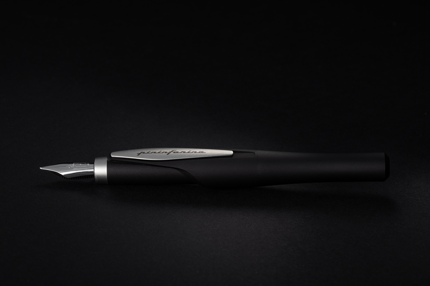 Перьевая ручка PININFARINA PF NOVANTA BLACK-5
