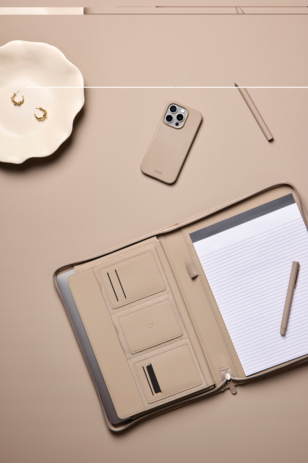 Органайзер VINGA Baltimore из переработанного PU RCS, A4-6