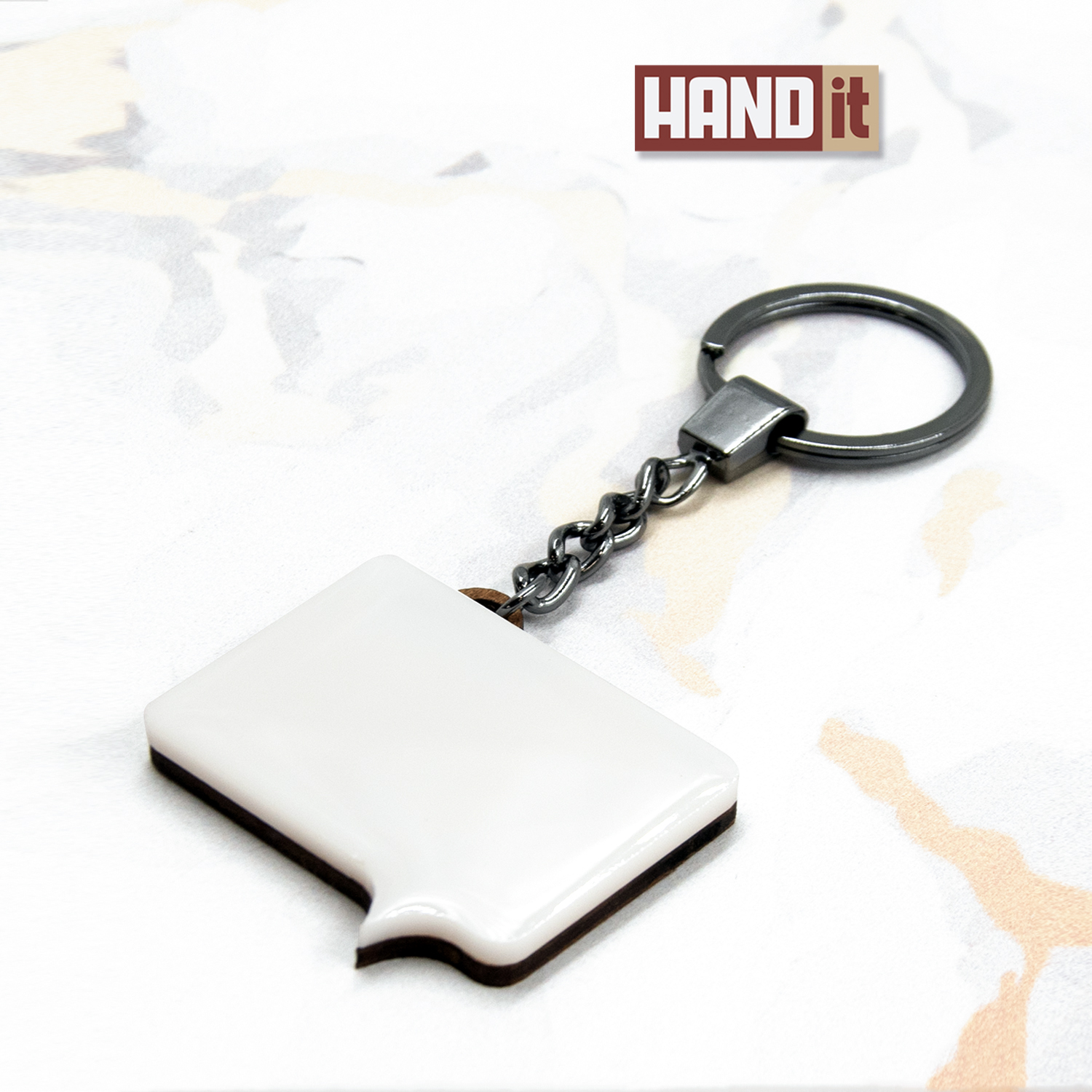 Брелок Мысль (белый)-0