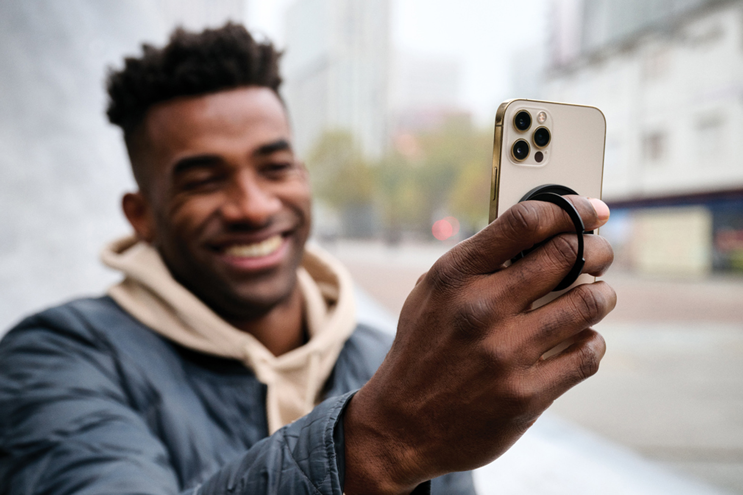 Магнитный держатель для телефона Terra Magnetic из переработанного пластика и алюминия RCS-10