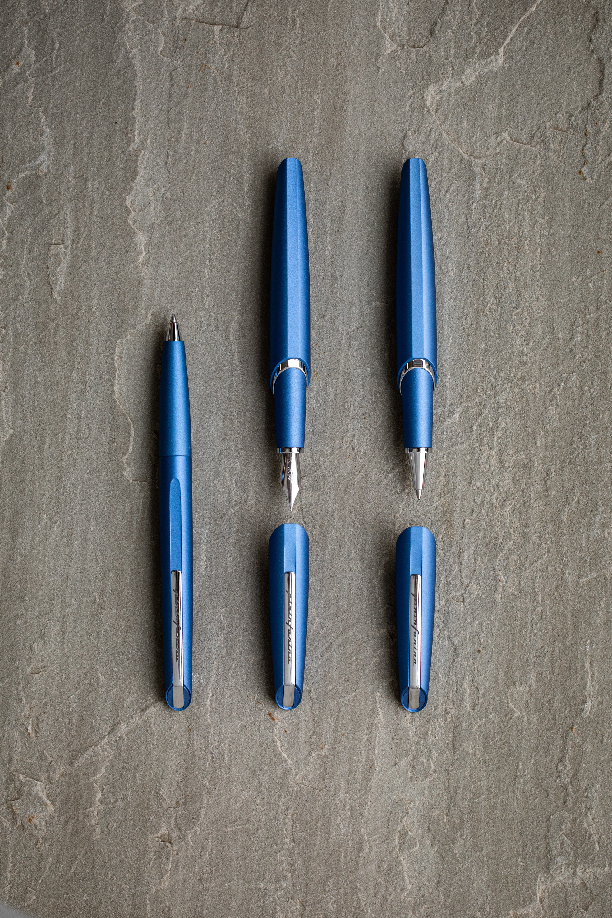 Перьевая ручка Pininfarina PF Two BLUE-11