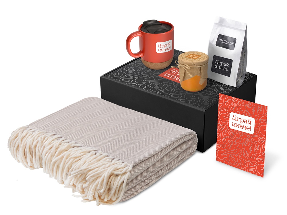 Подарочный набор Re:y. Nest с пледом, кружкой и вареньем-0