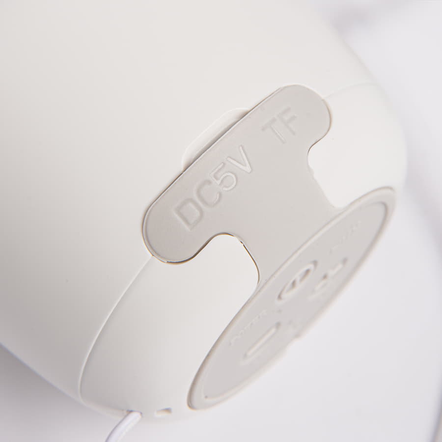 Портативная mini Bluetooth-колонка Sound Burger "Bang" белая, белый-4