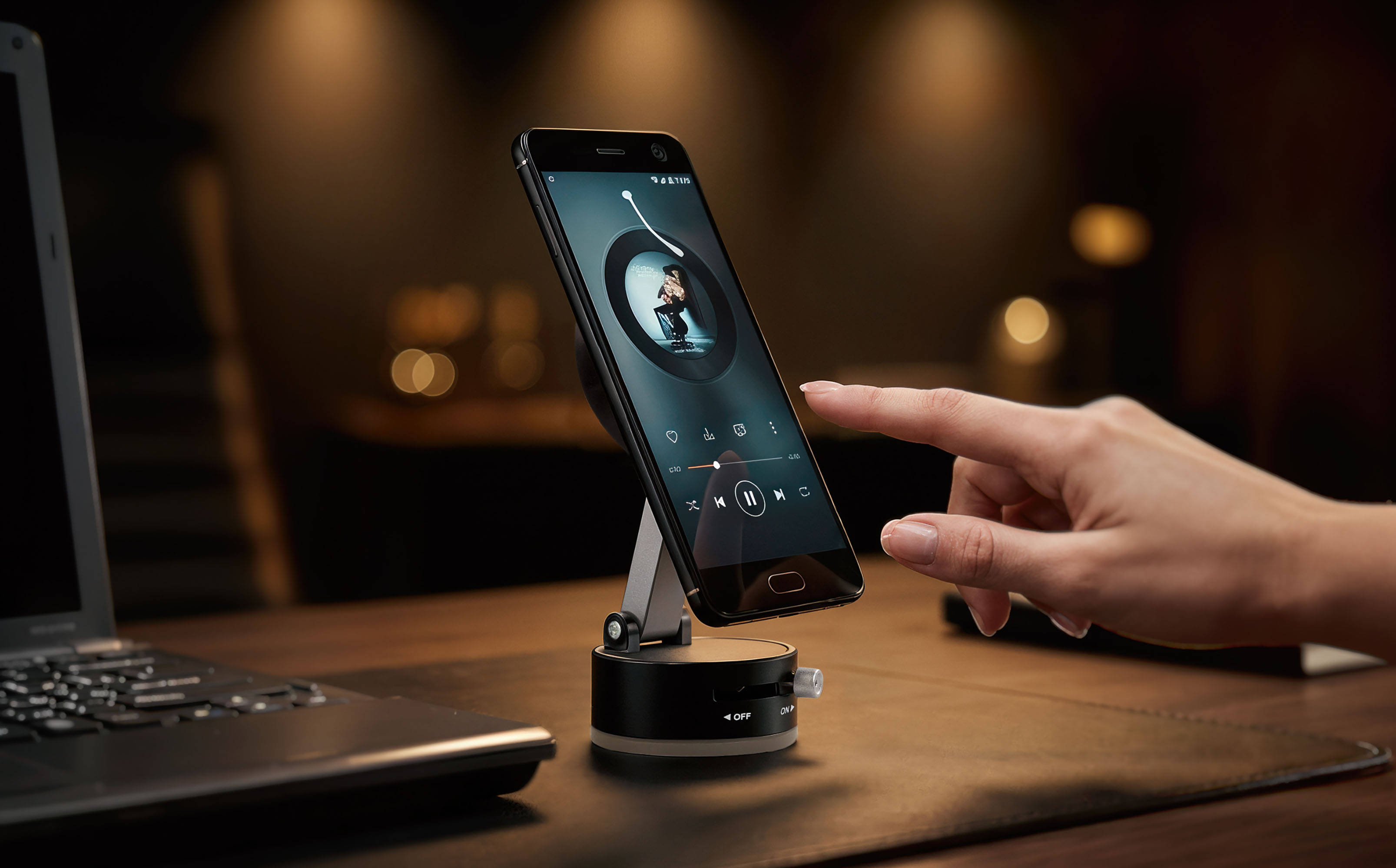 Магнитный держатель "Clix"-1