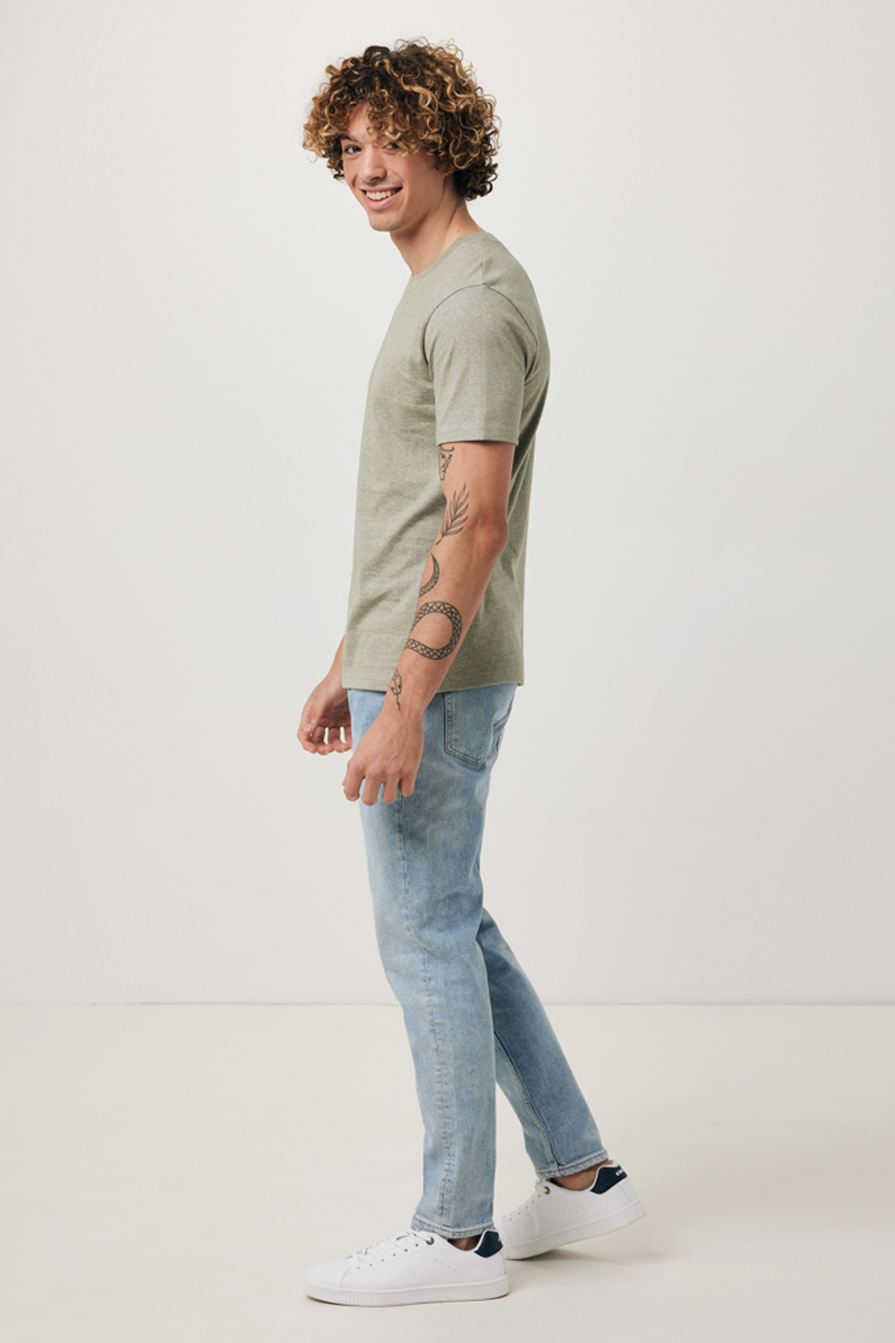 Футболка Iqoniq Brett из переработанного хлопка AWARE™, унисекс, 180 г/м²-6