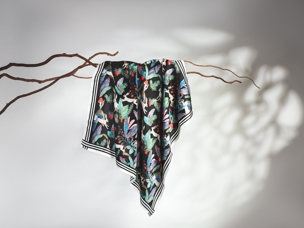 Платок Зайцы. Varvara-2