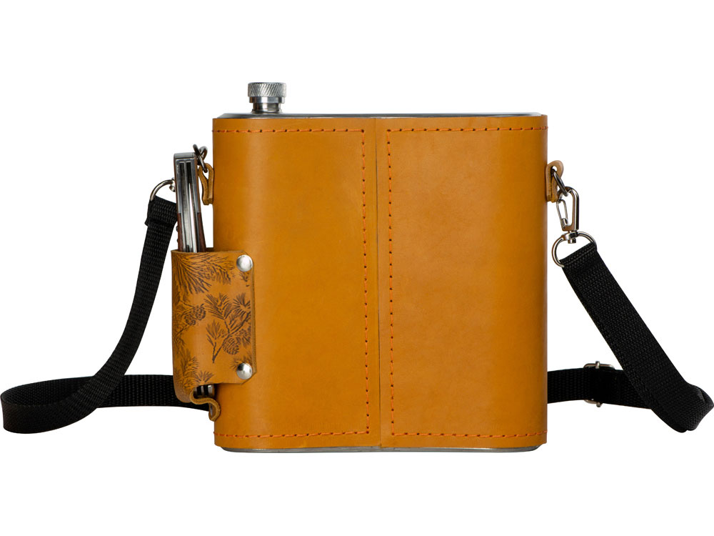 Набор Подарочный: фляга 510/2(рыжая кожа), 1,5 л+ 2 стаканчика+нож-3