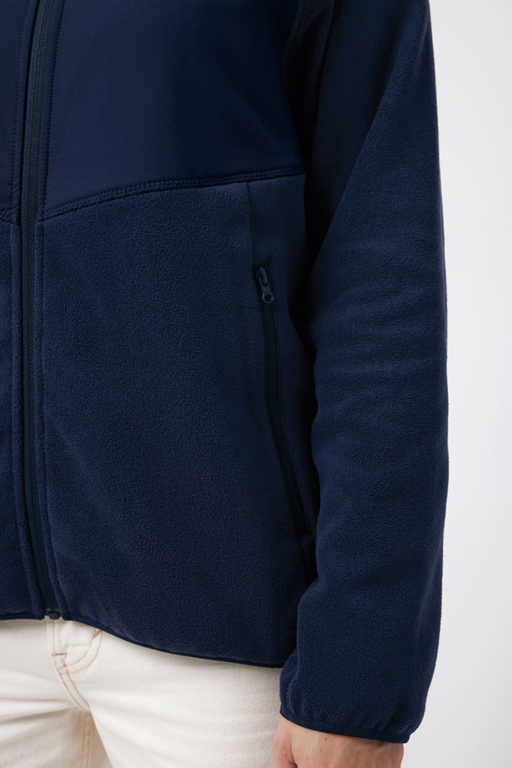 Толстовка Iqoniq Talung из переработанного полиэстера AWARE™, унисекс, 240 г/м²-5