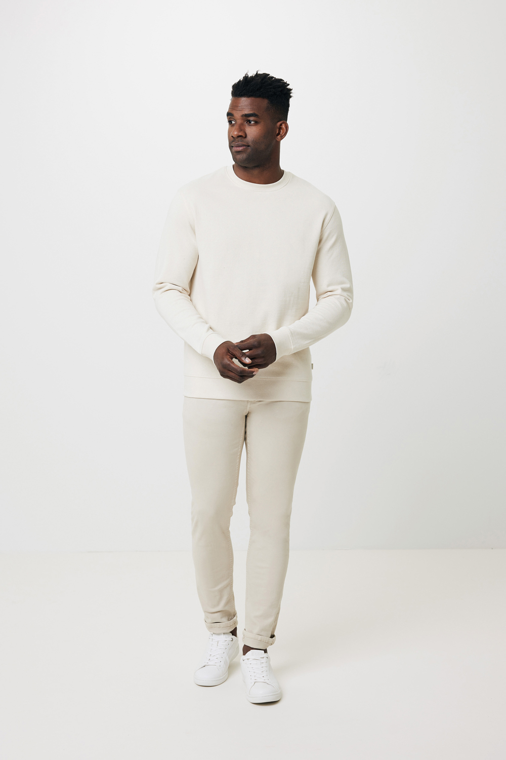 Свитшот Iqoniq Denali из переработанного неокрашенного хлопка, унисекс, 340 г/м²-7