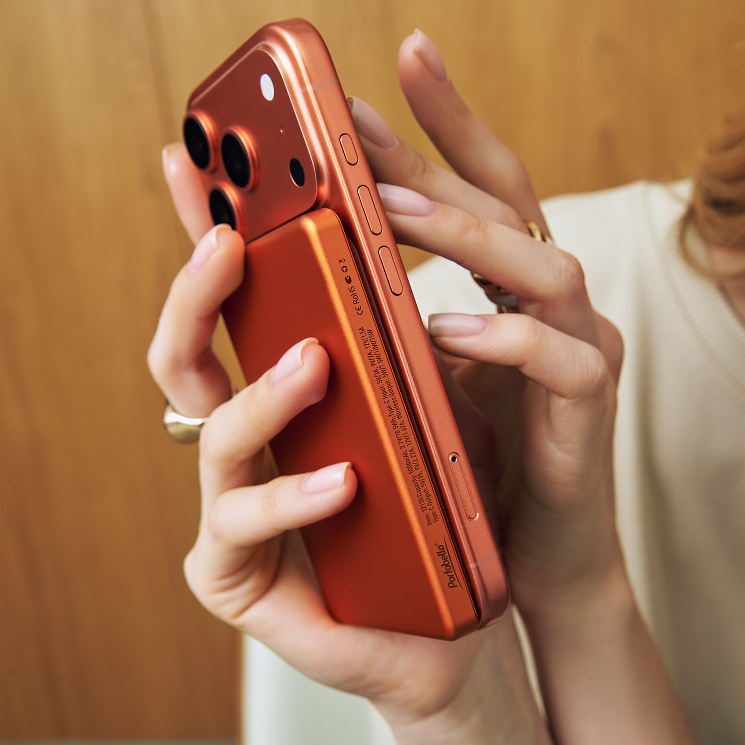 Внешний аккумулятор Атлантис (Atlantis) PD 5000mAh с функцией беспроводной зарядки 15W, оранжевый-13