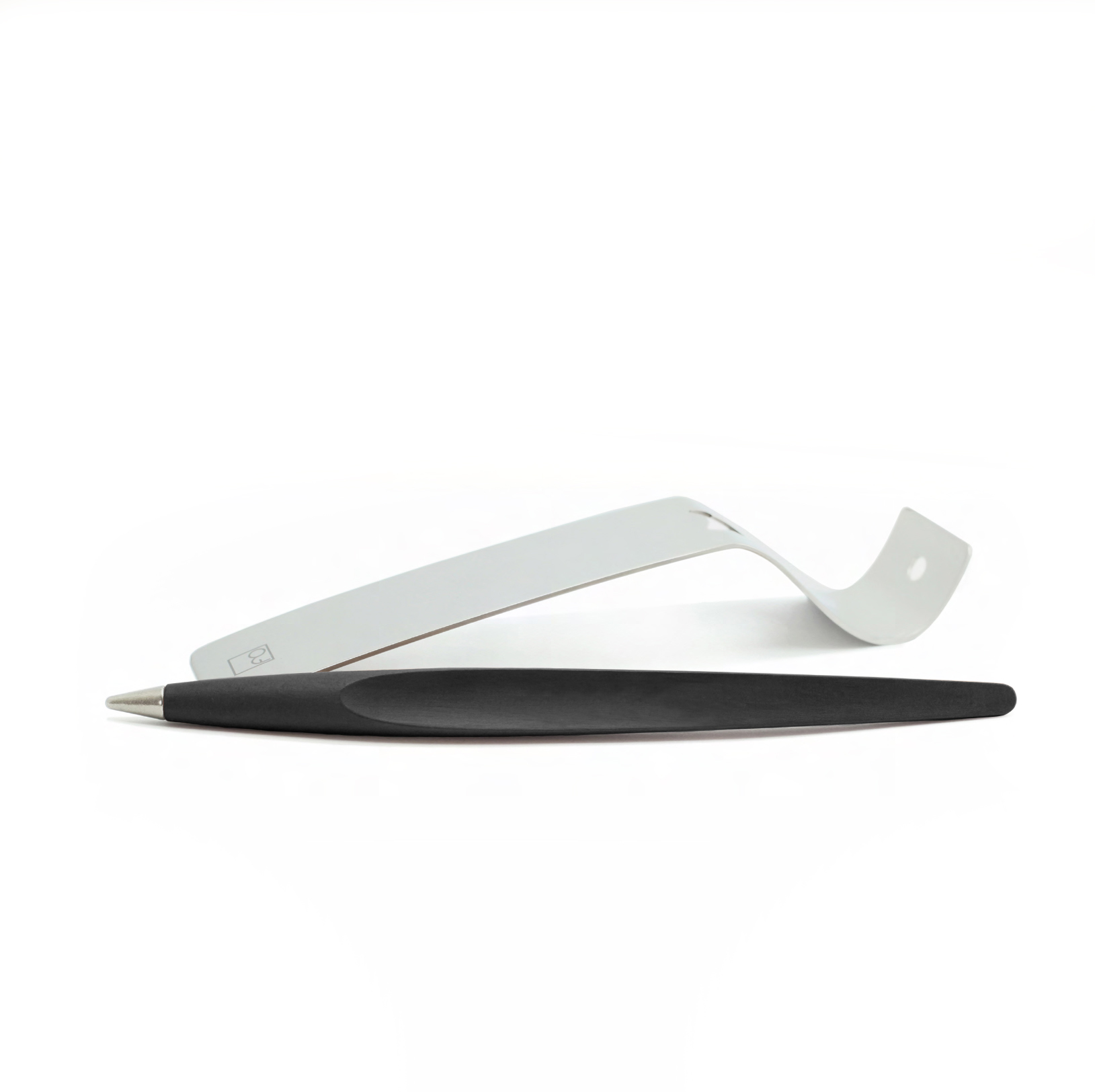 Вечная ручка Pininfarina Piuma A MODERN CLASSIC CHARCOAL-3