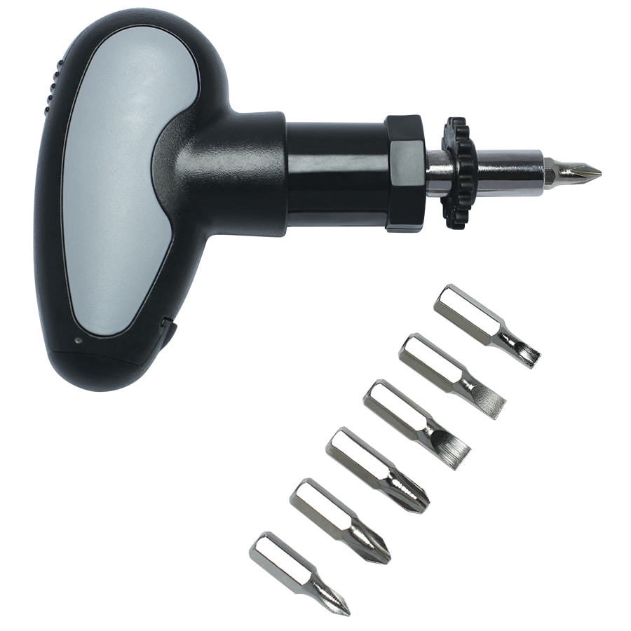 Отвертка реверсивная  "Трещотка" с набором из  7-ми насадок, серый-0