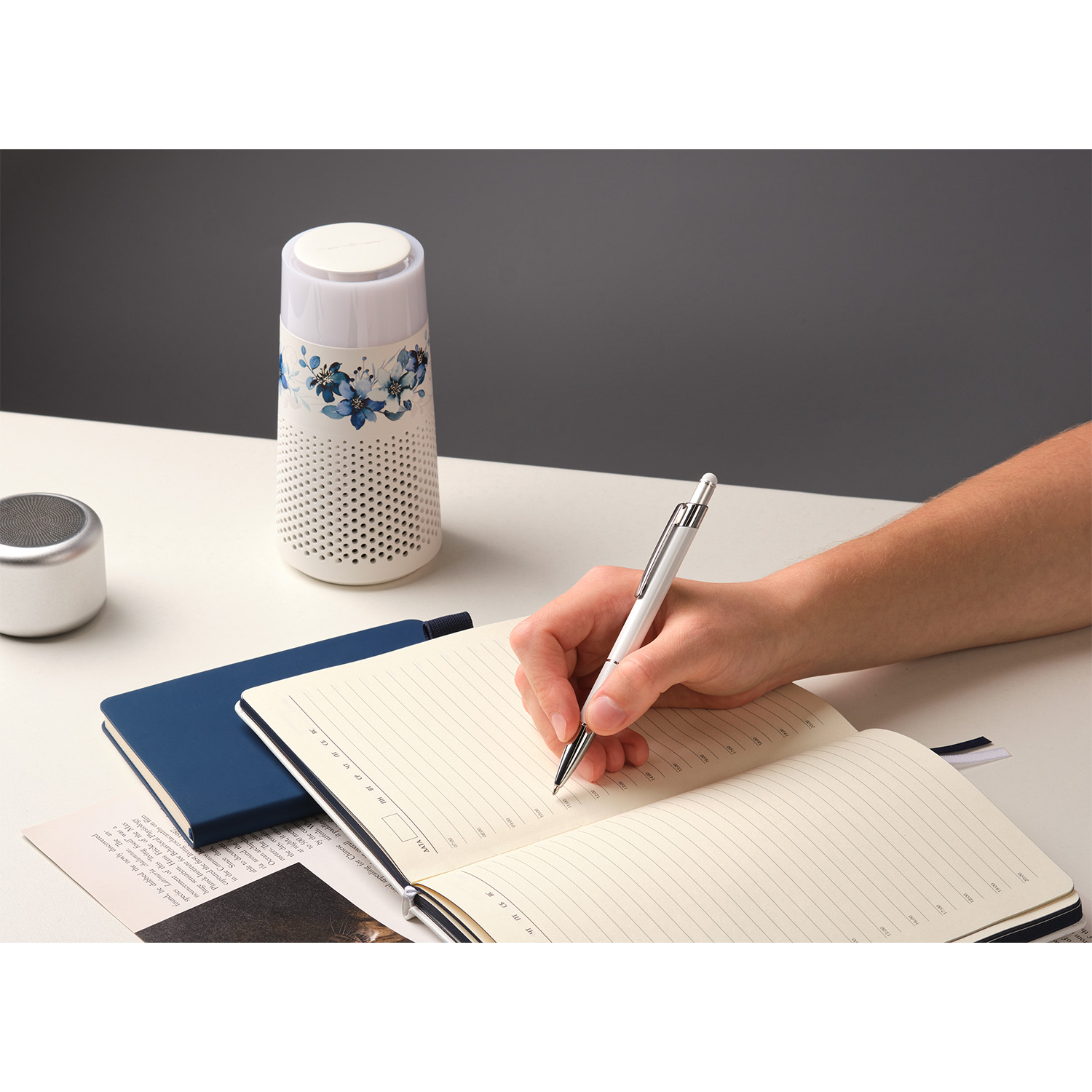 Шариковая ручка Levi, белая-5