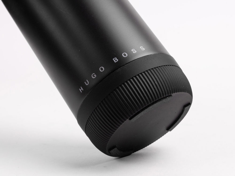 Термобутылка с вакуумной изоляцией Matrix  Black,  Hugo Boss-4