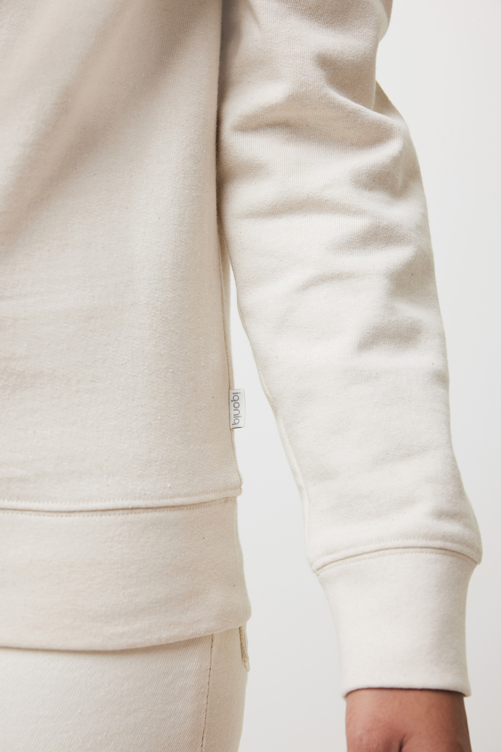 Свитшот Iqoniq Denali из переработанного неокрашенного хлопка, унисекс, 340 г/м²-26