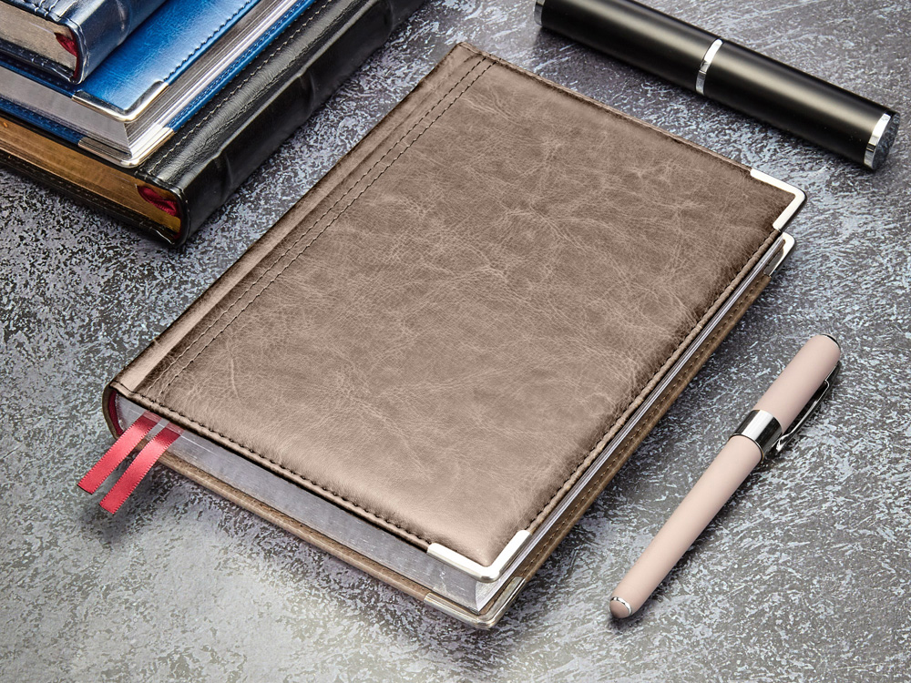 Ежедневник А5 полудатированный Boss, серый-11