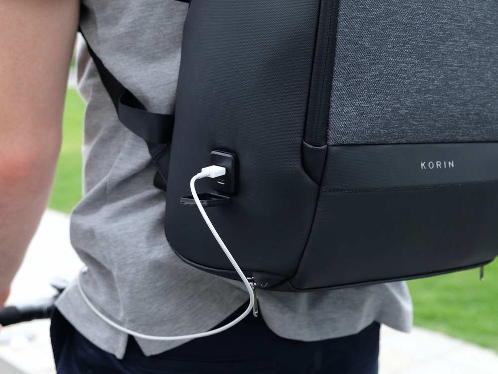 Антикражный рюкзак FlexPackPro для ноутбука 15.6, серый/черный-16