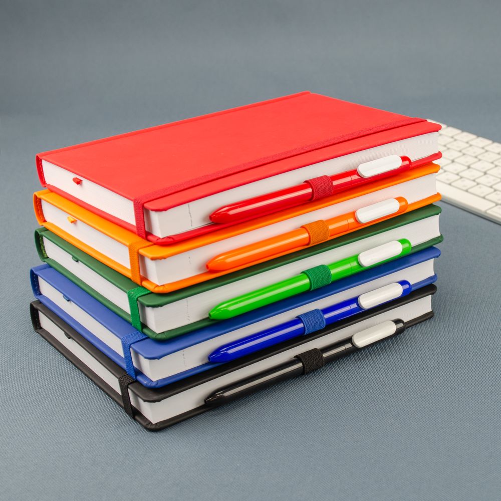 Ежедневник Favor, недатированный, оранжевый-3