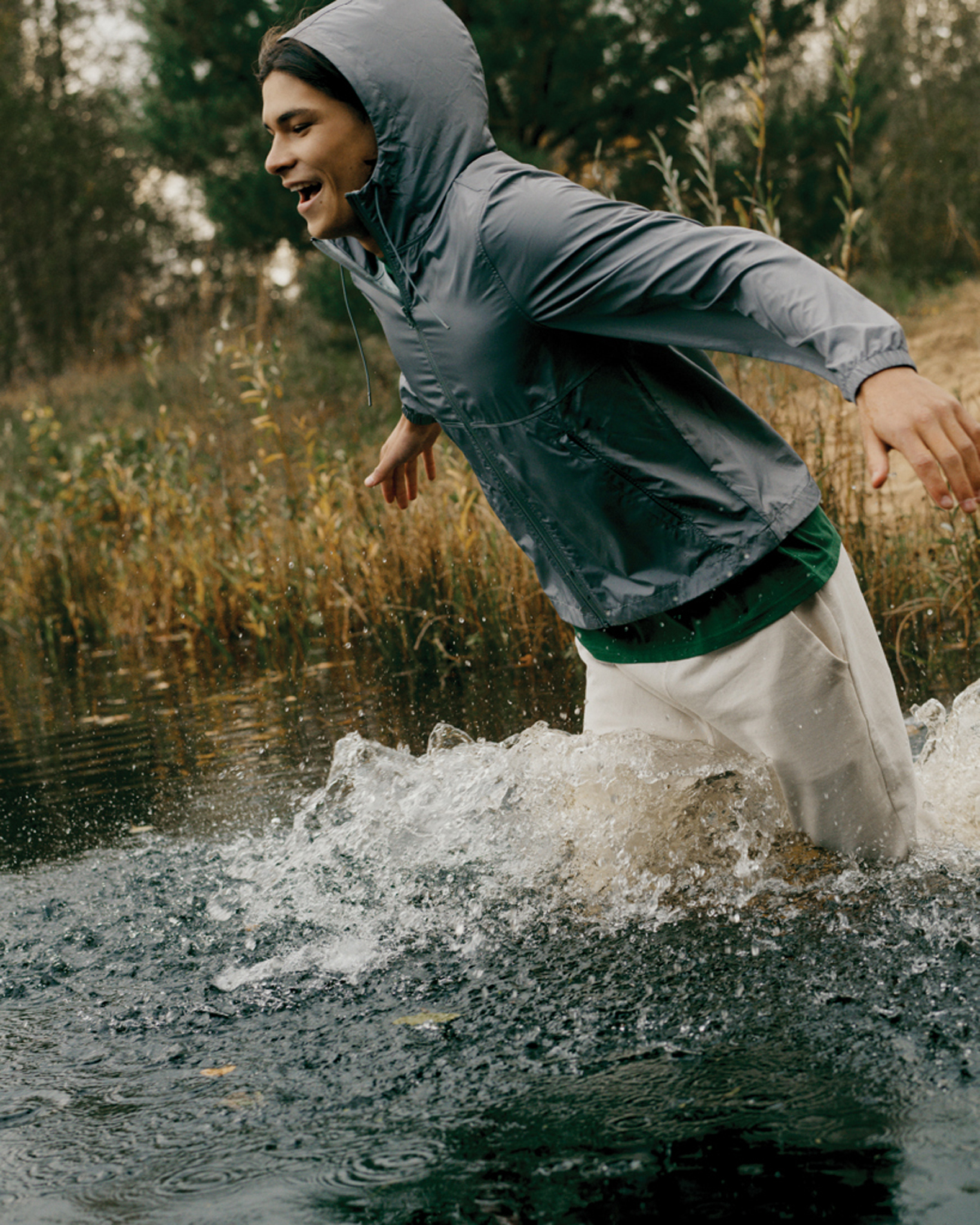 Ветровка Iqoniq Logan из переработанного полиэстера AWARE™, унисекс, 70 г/м²-7