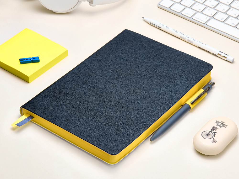 Ежедневник недатированный А5 Boston, темно-синий (желтый обрез)-8