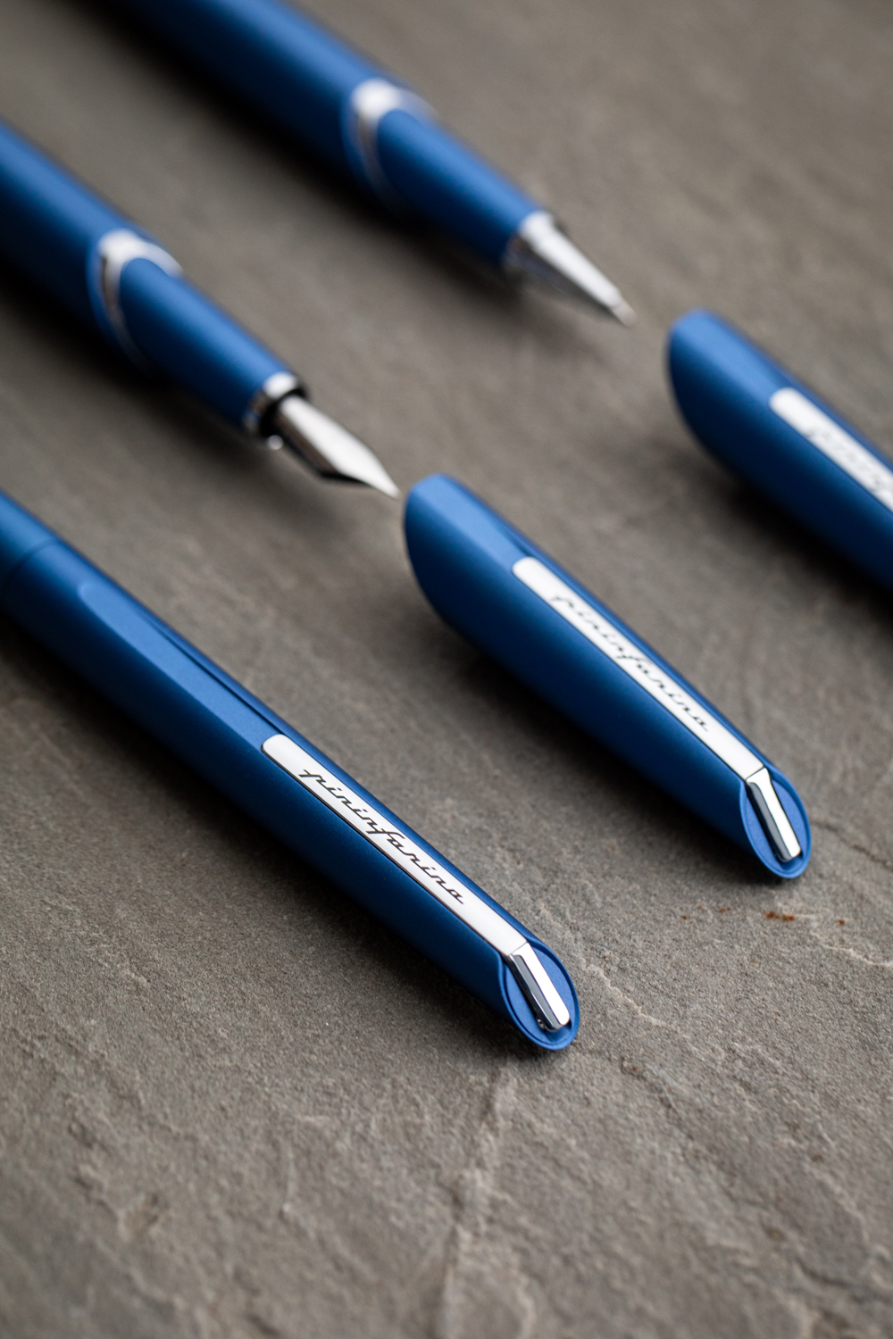 Шариковая ручка PININFARINA PF Two BLUE-5