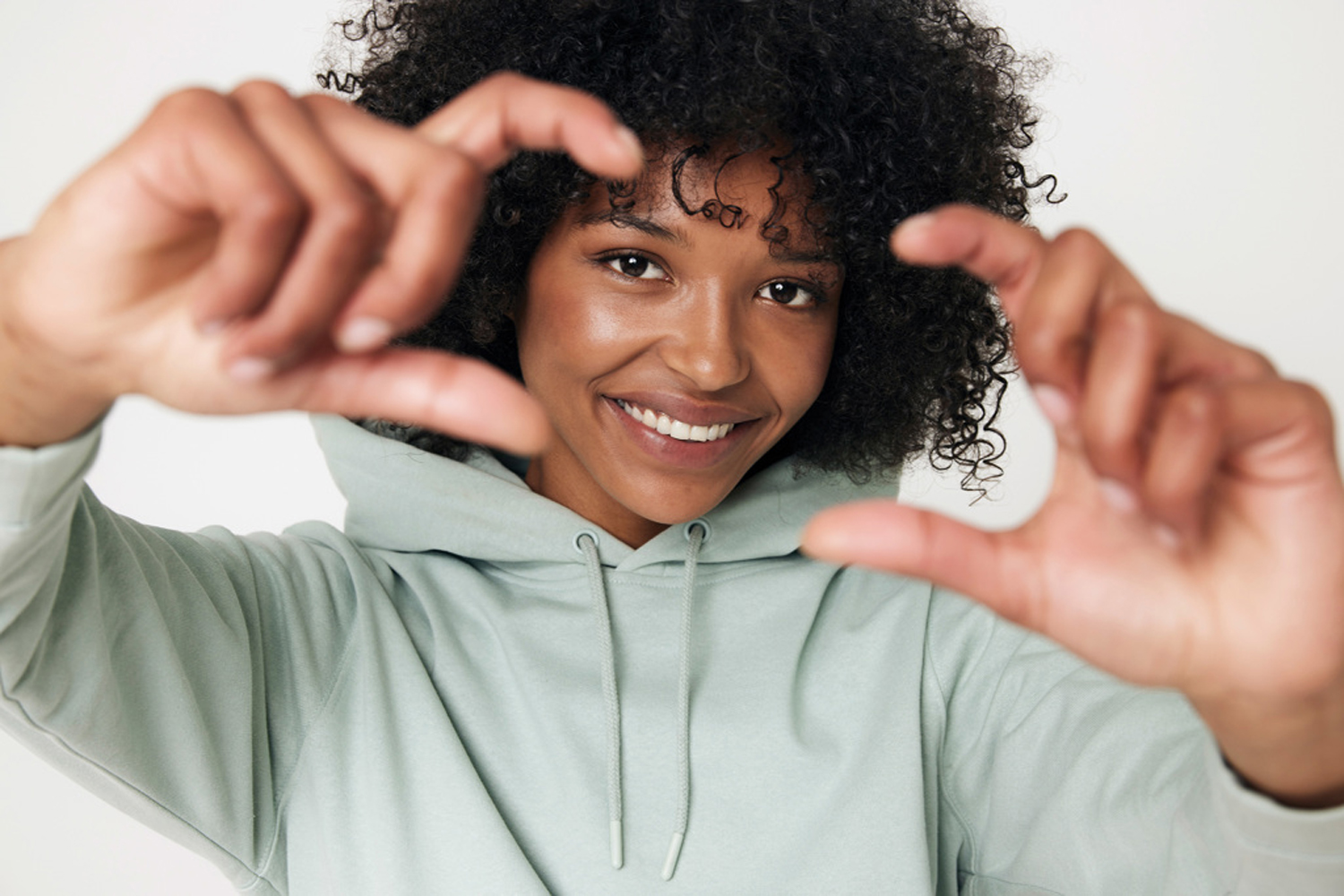 Худи Iqoniq Jasper из переработанного хлопка, унисекс, 340 г/м²-11