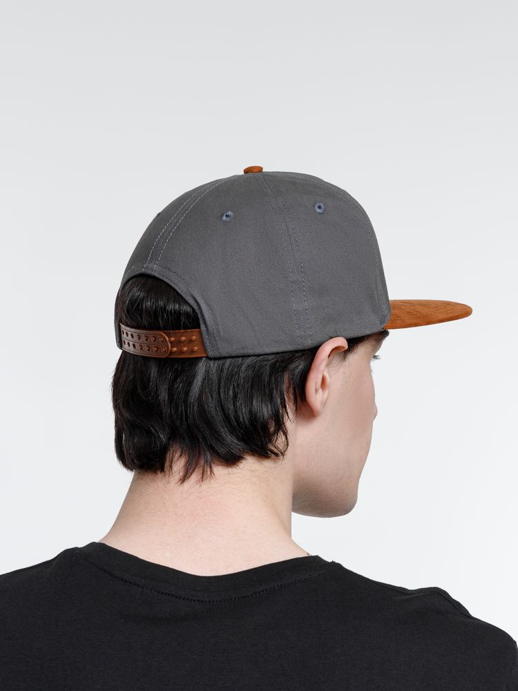 Бейсболка Foreside с прямым козырьком, серая с коричневым-4