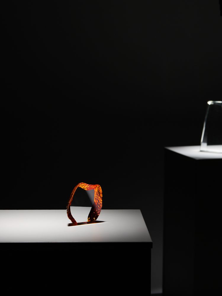 Стела Winster-3