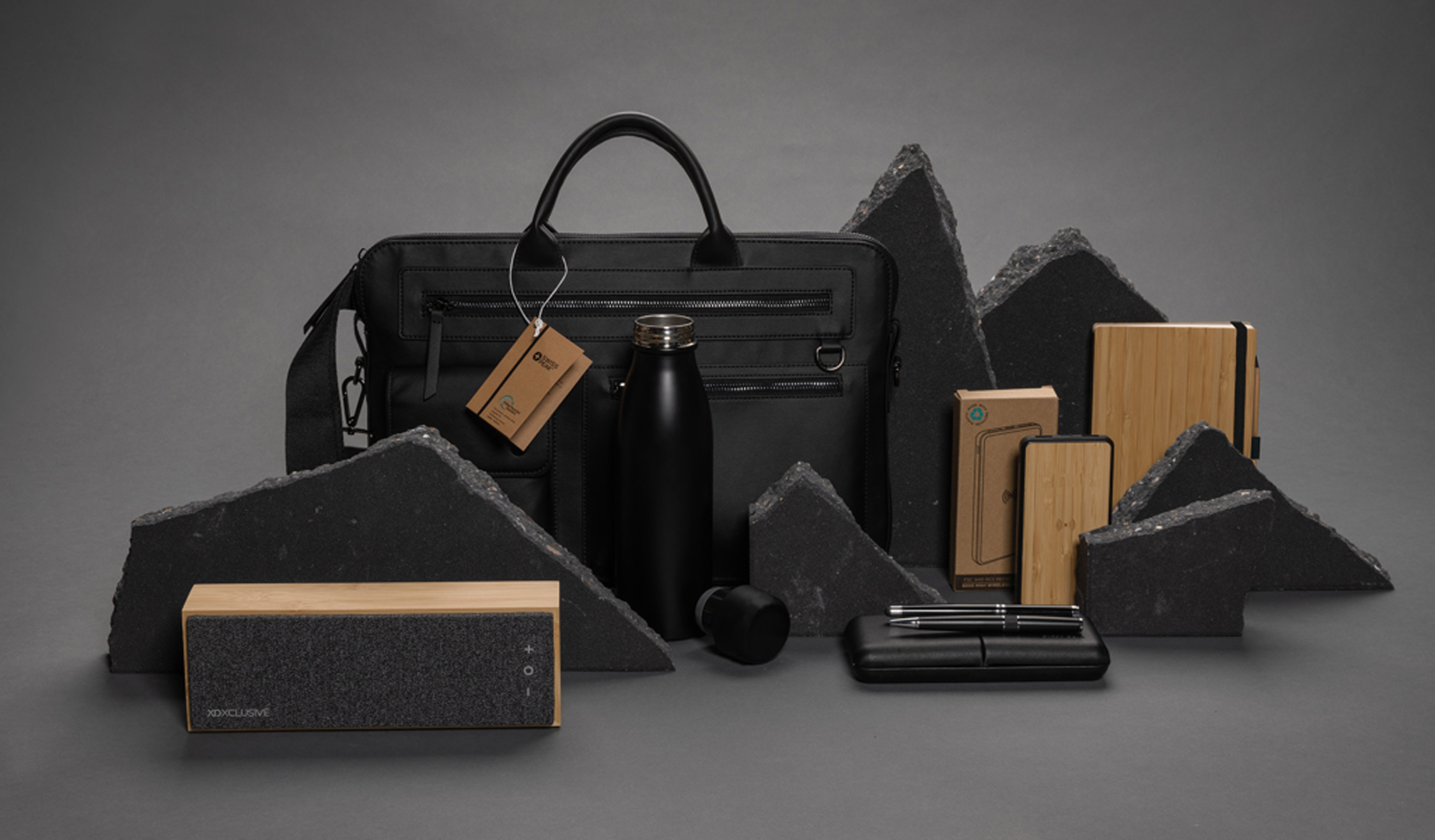 Сумка для ноутбука Swiss Peak из переработанного полиуретана GRS, 14’’-6