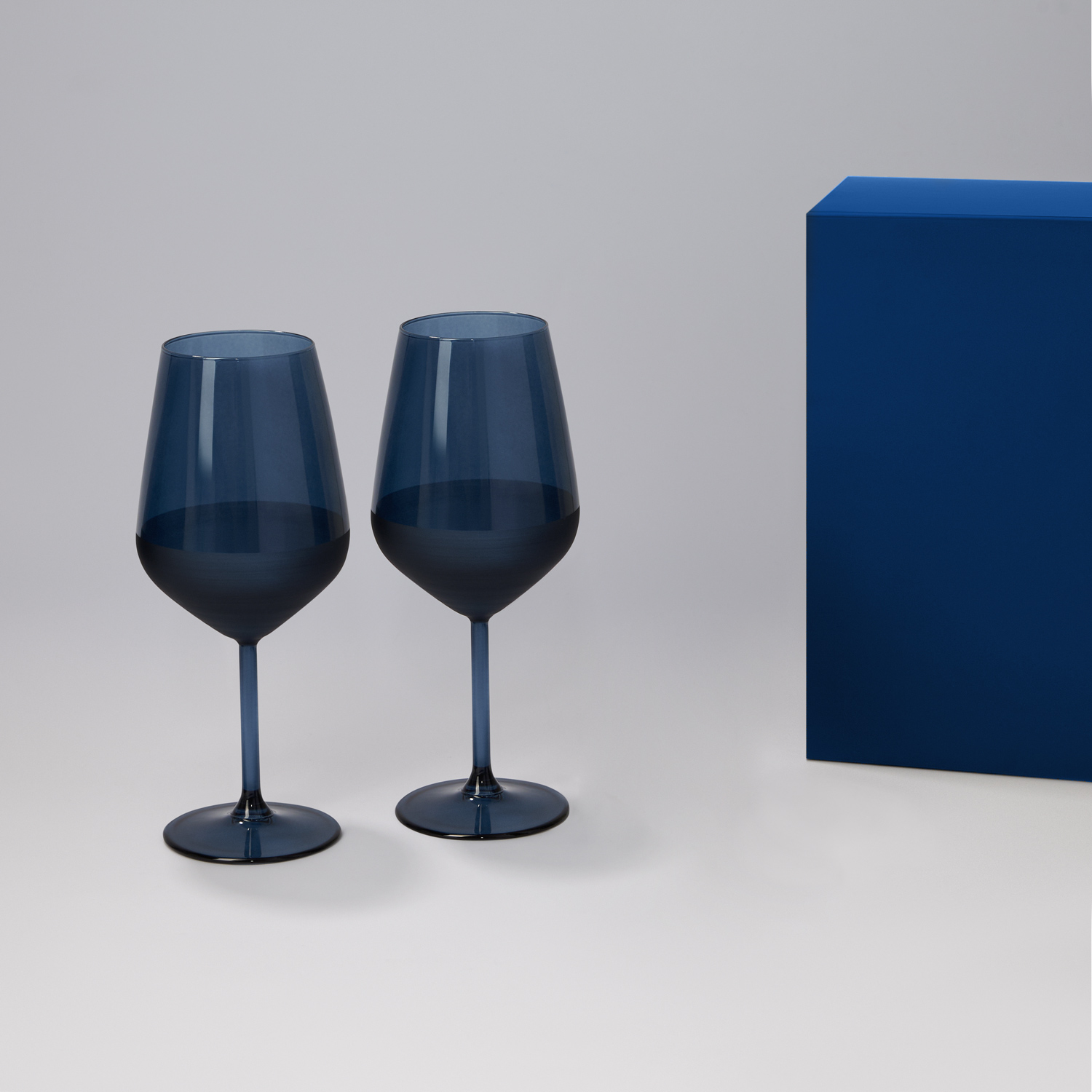 Подарочный набор 2 бокала для вина Сапфир (Sapphire) в синей коробке-0