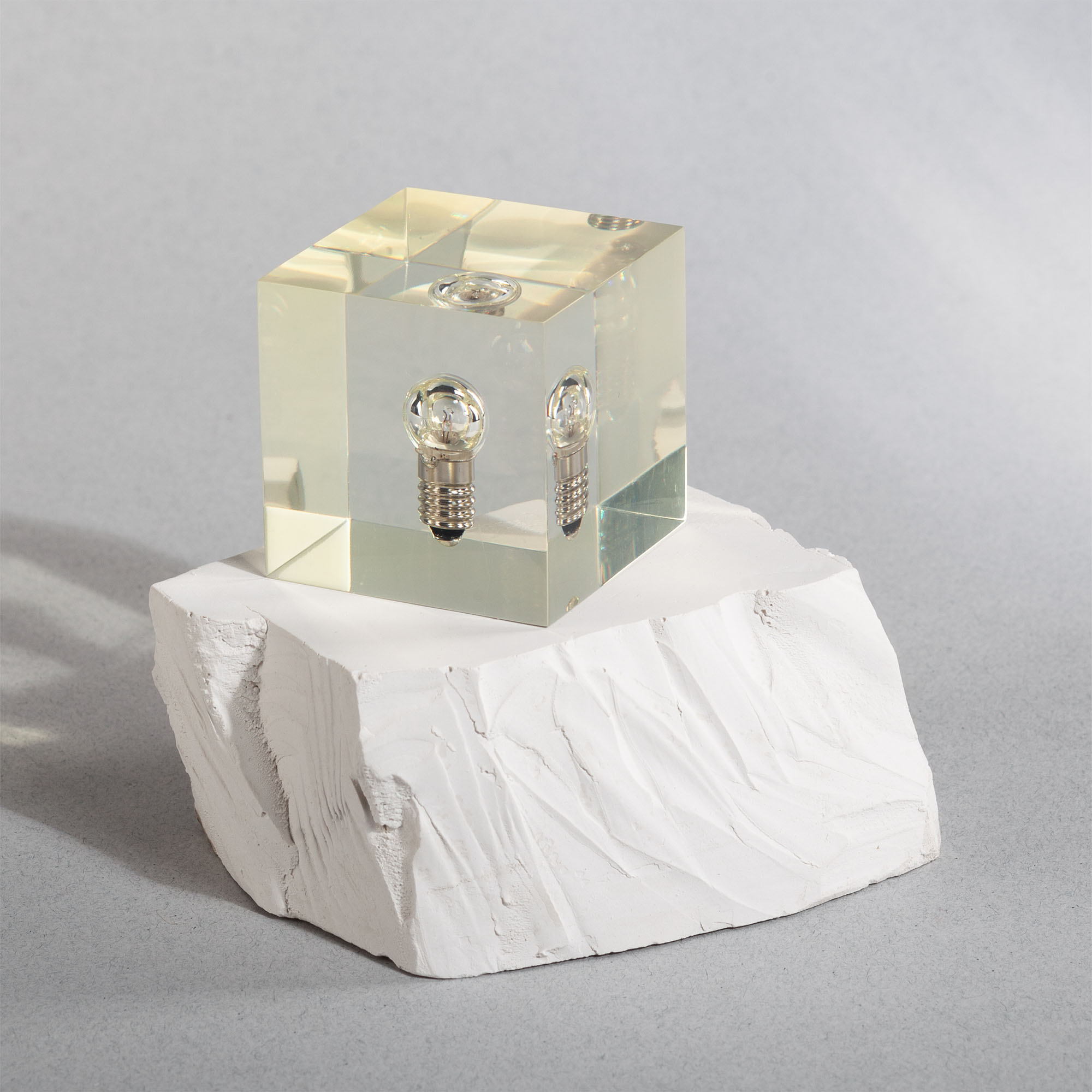 Пресс-папье "Лампочка"-1